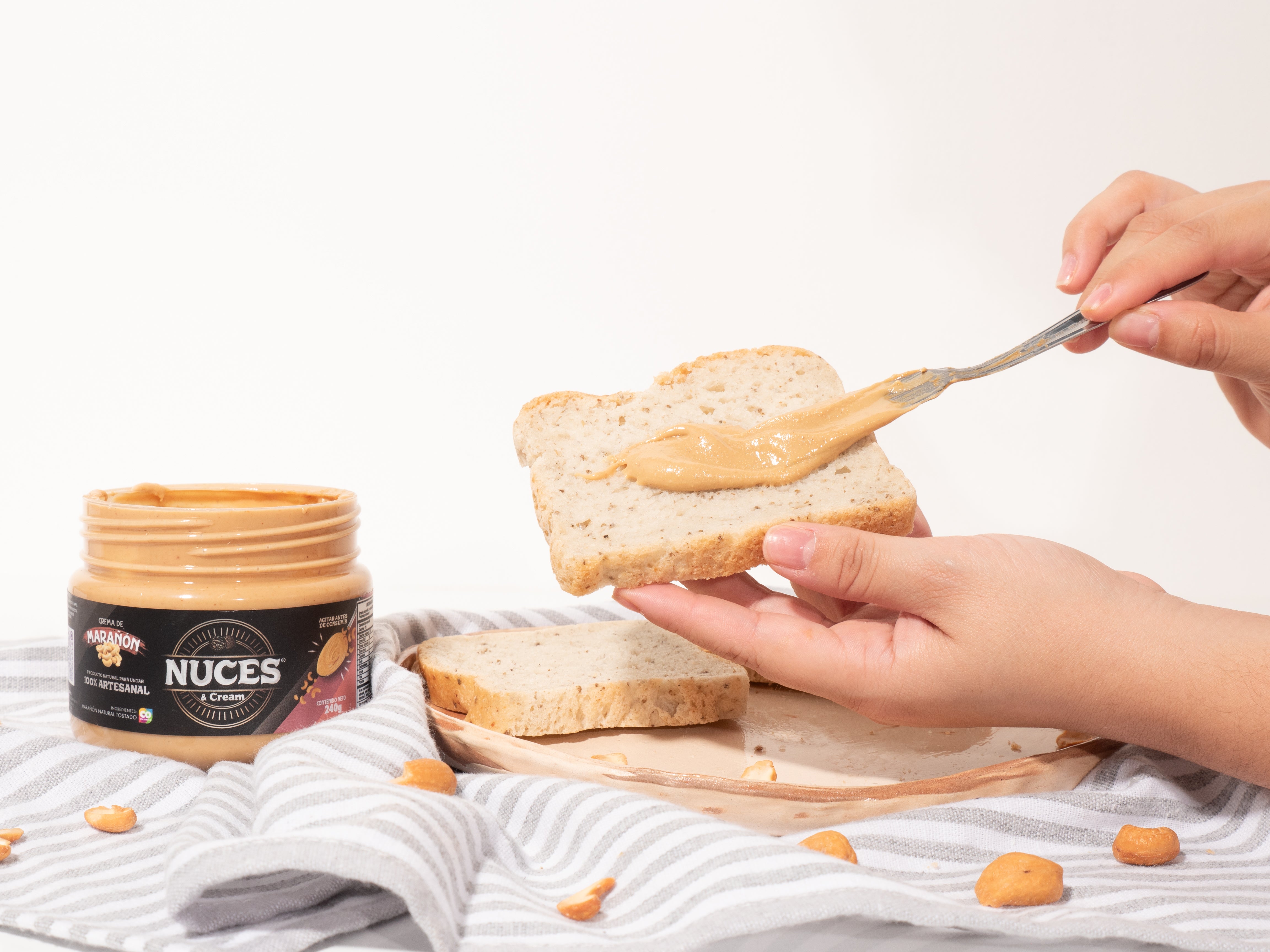 Pan original vegano 540g + Crema marañón 240g