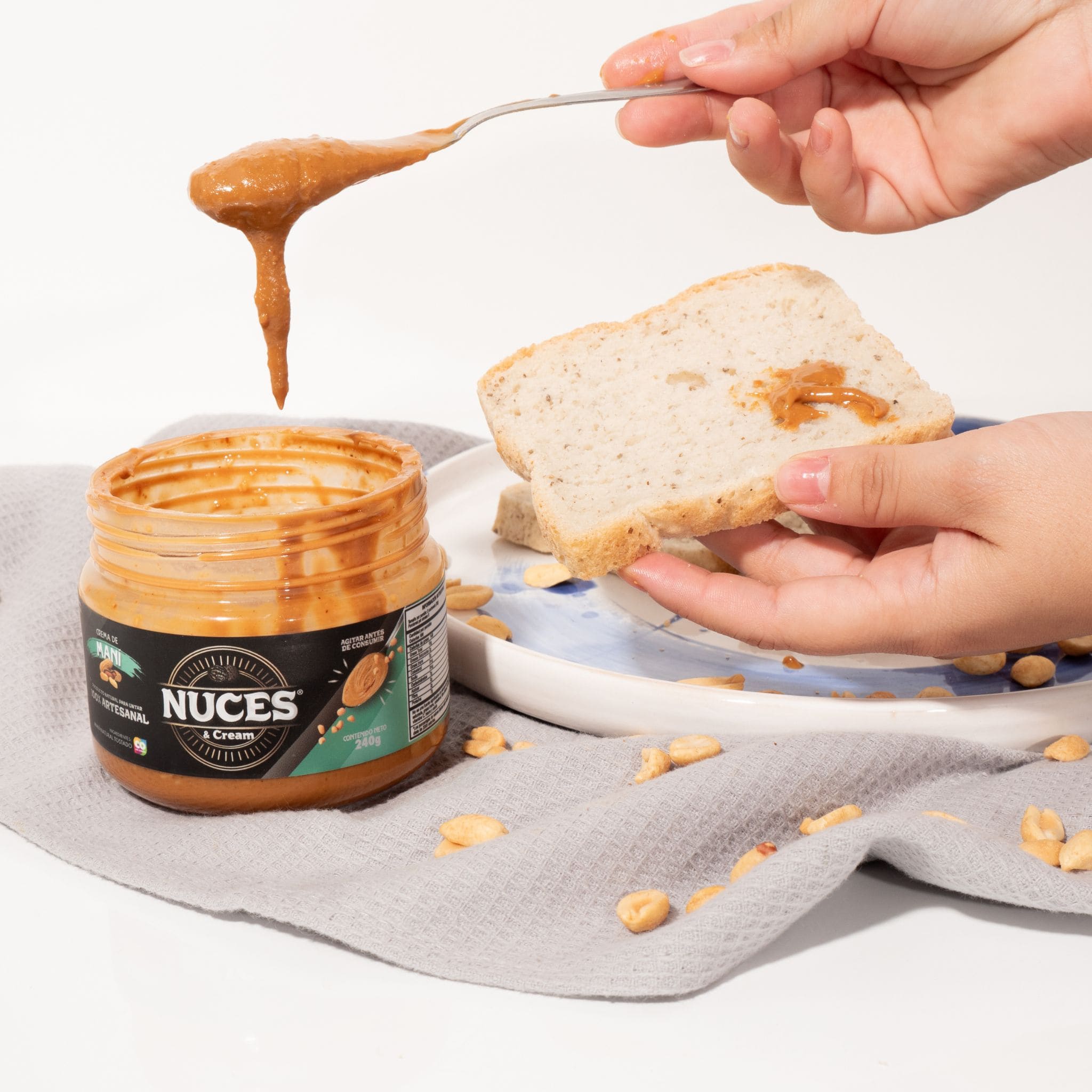 Pan original vegano 540g + Crema maní 240g